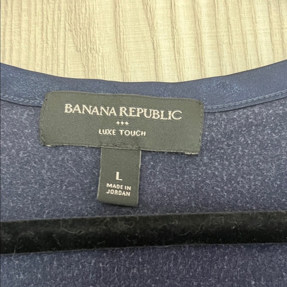 Banana Republic Navy Short Sleeve Tee - Picture 2 of 5